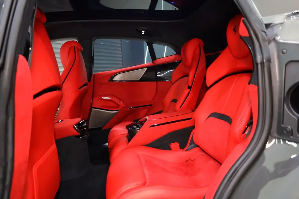 2024 Ferrari Purosangue, Carbon Fiber Package, 360° Camera, Panoramic Roof, Dealer Service Package!! - Image 9
