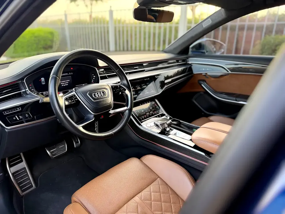 AUDI S8 GCC PERFECT CONDITION NO ACCDINT READY FOR DRIVE - Image 10