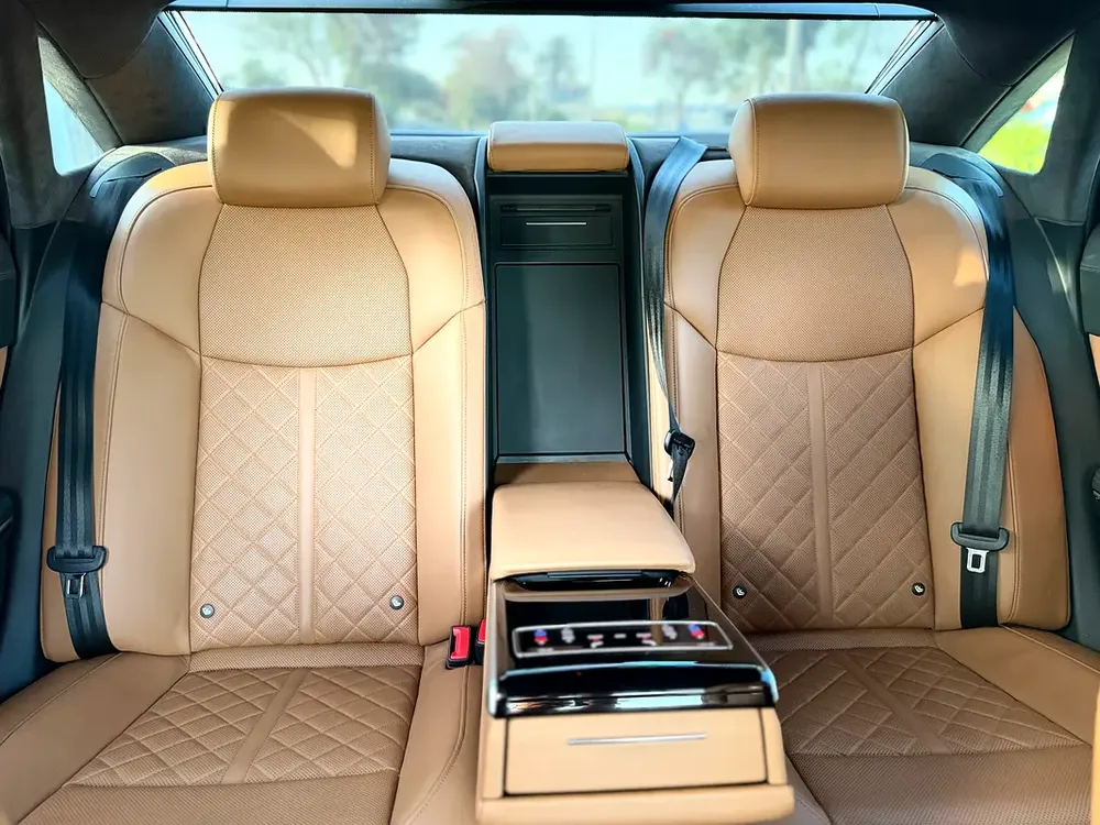 AUDI S8 GCC PERFECT CONDITION NO ACCDINT READY FOR DRIVE - Image 15