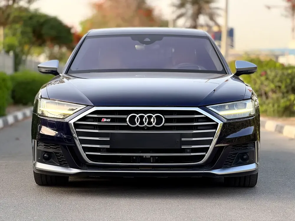 AUDI S8 GCC PERFECT CONDITION NO ACCDINT READY FOR DRIVE - Image 5