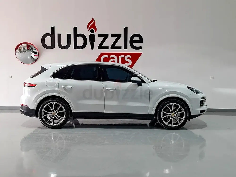 AED 2325/month | 2019 Porsche Cayenne  | GCC Specs | Ref#448484 - Image 4