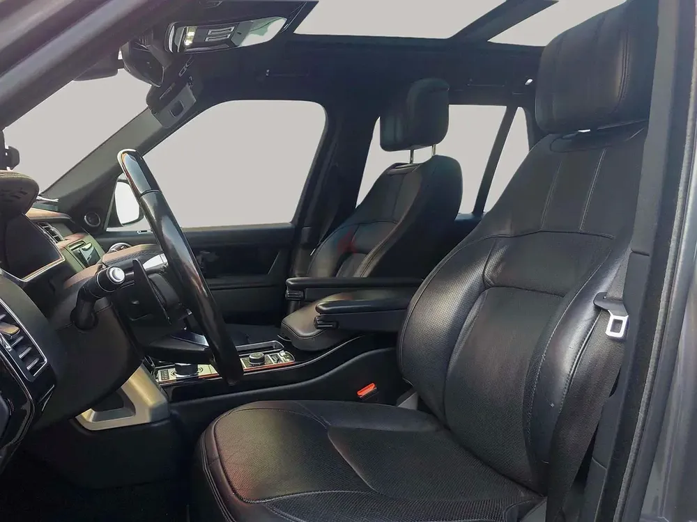 AED 1596/month | 2019 Land Rover Range Rover Vogue HSE | GCC Specs | Ref#471323 - Image 13