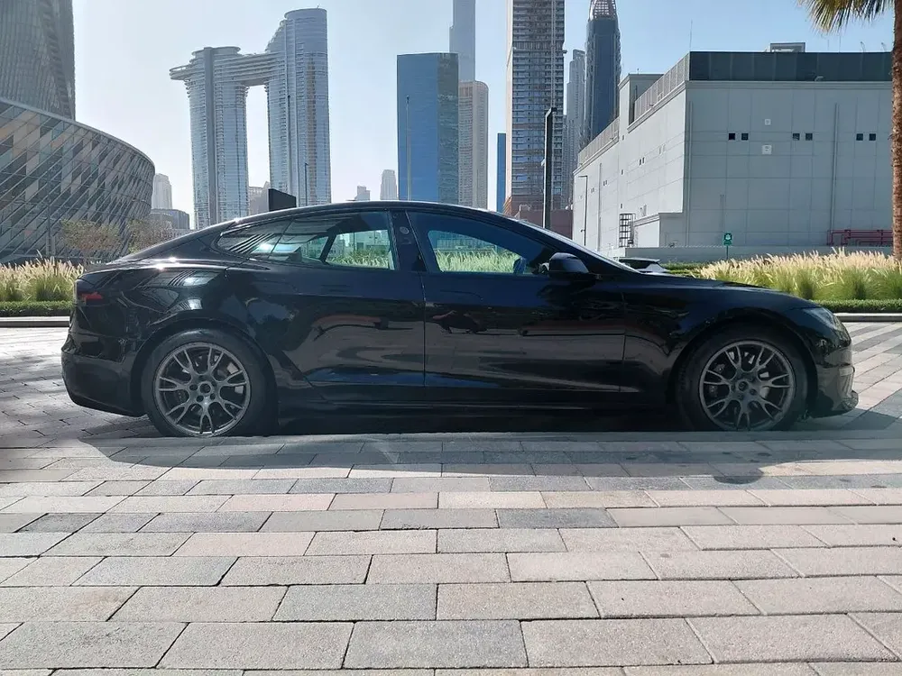 Tesla Model S Dual Motor AWD 2023 GCC Specs - Image 7