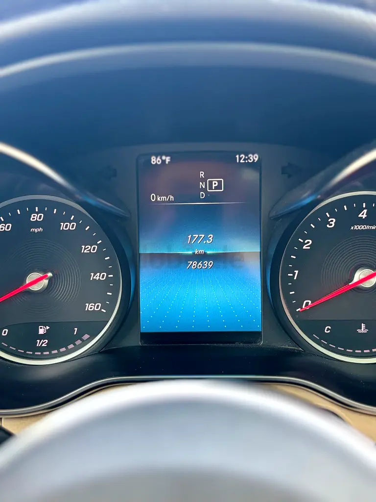 2021 Mercedes-Benz GLC 300 AMG 4MATIC | American Specs | Pristine Condition - Image 11