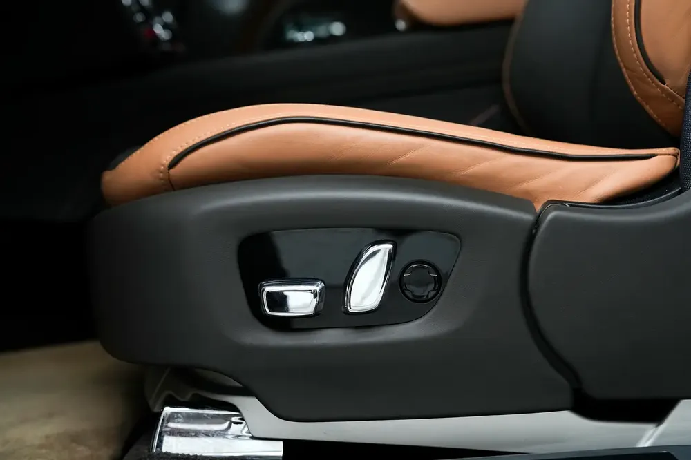 Rolls-Royce Spectre | Certified Pre-Owned | Warranty & Service - Image 8