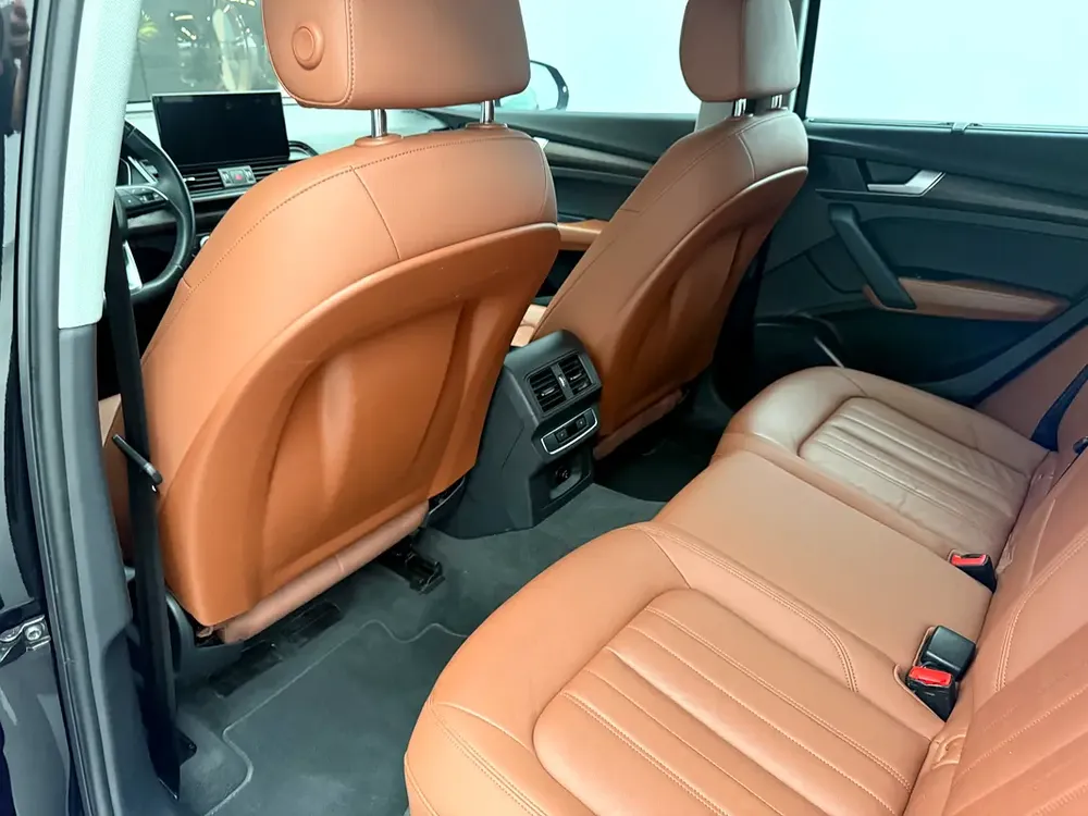 2022 Audi Q5 45 TFSI | GCC Specs | S-line | AWD | Clean Condition - Image 10