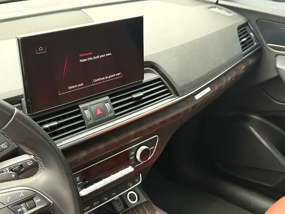 2022 Audi Q5 45 TFSI | GCC Specs | S-line | AWD | Clean Condition - Image 11