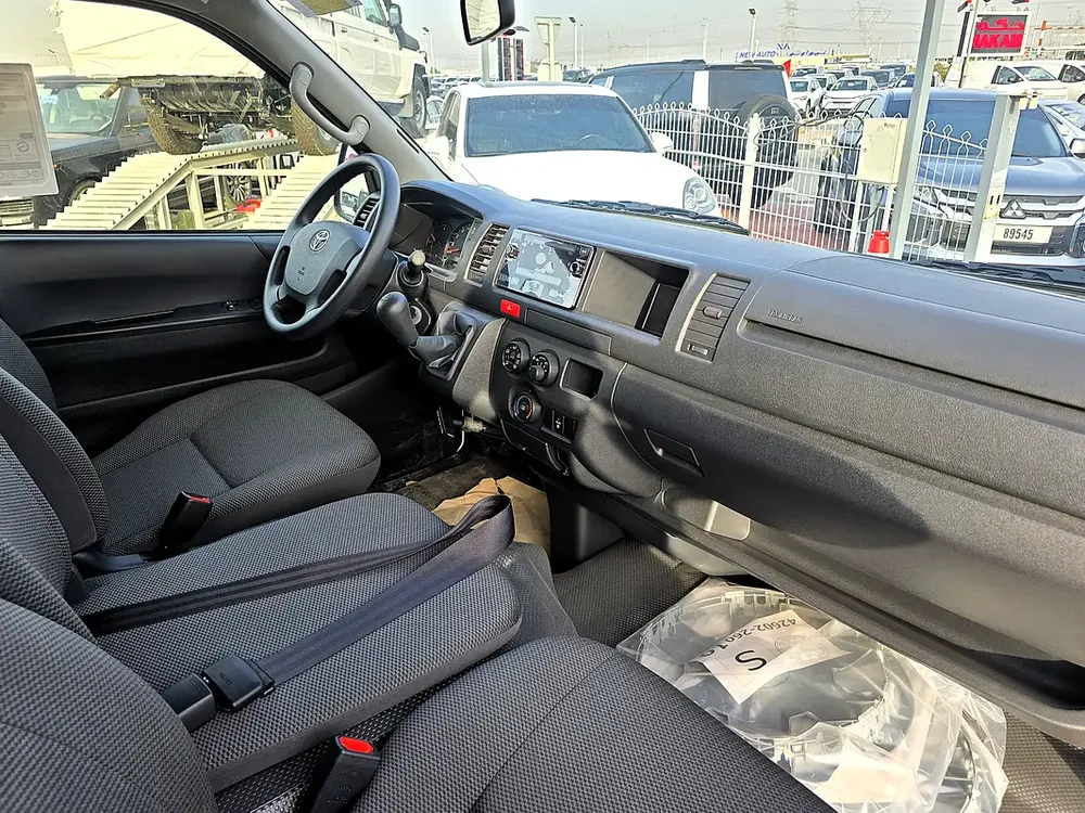 Toyota Hiace High Roof Old Shape Cargo 2.7l petrol RWD 3 SEATS Gcc speces 2025 Model - Image 13