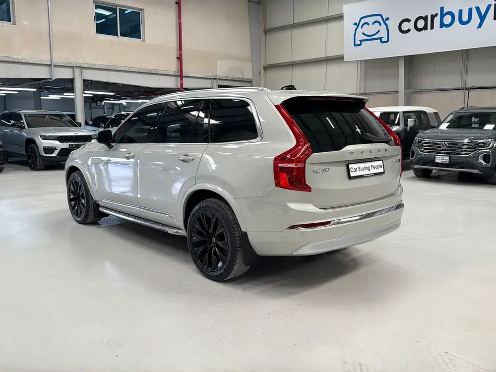 2,605AED / Month | 0% DP AVAIL | XC90 B6 Inscription  | WARRANTY - Image 5