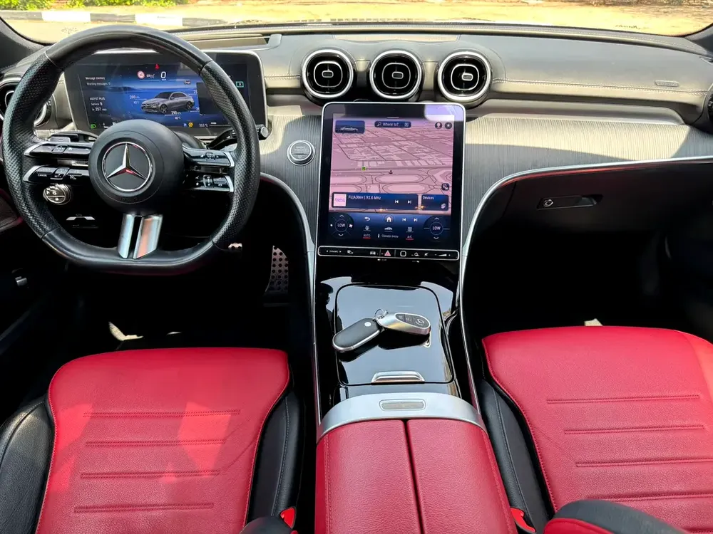 2024 Mercedes C200 GCC Specs Fully loaded - Image 8