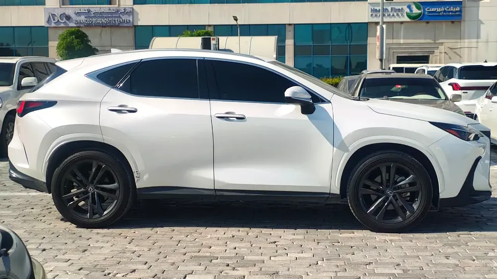 LEXUS NX 350  2023 model GCC under warranty - Image 4