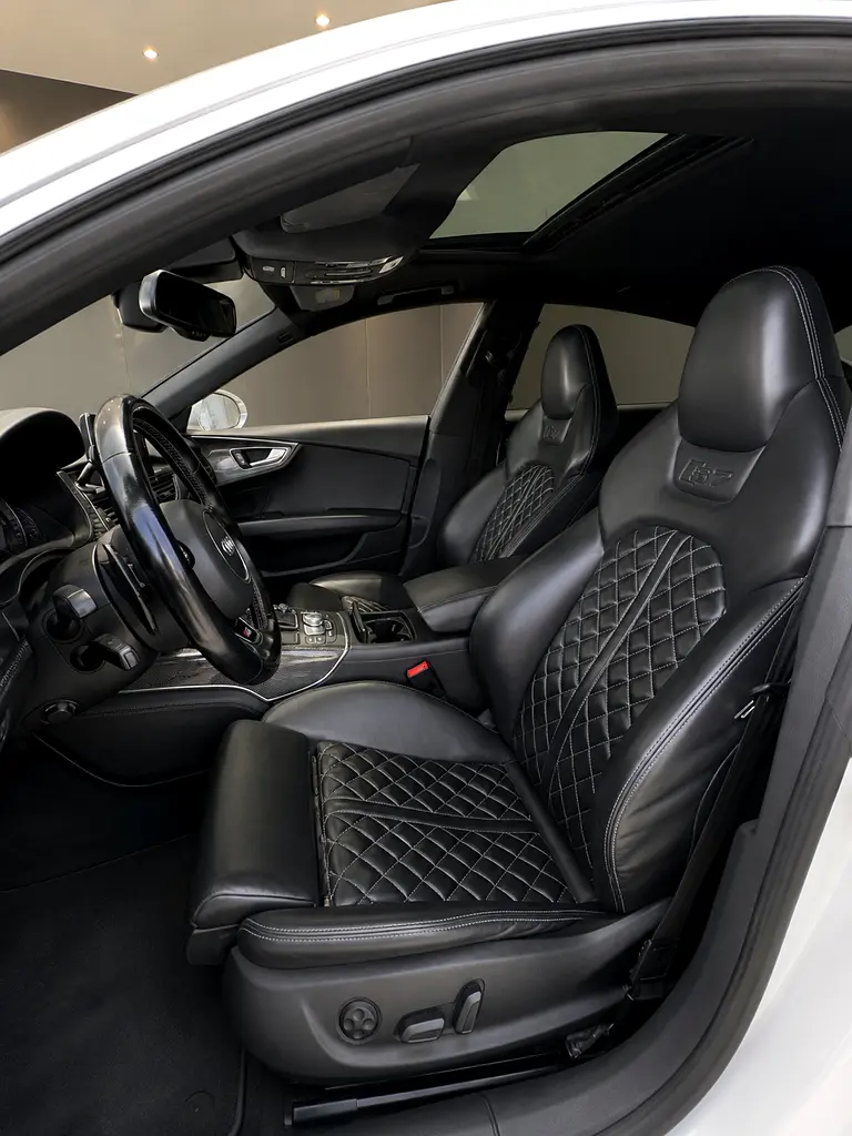 Audi S7 4.0 TFSI quattro 2014 - GCC Specs - Excellent Condition - Image 5