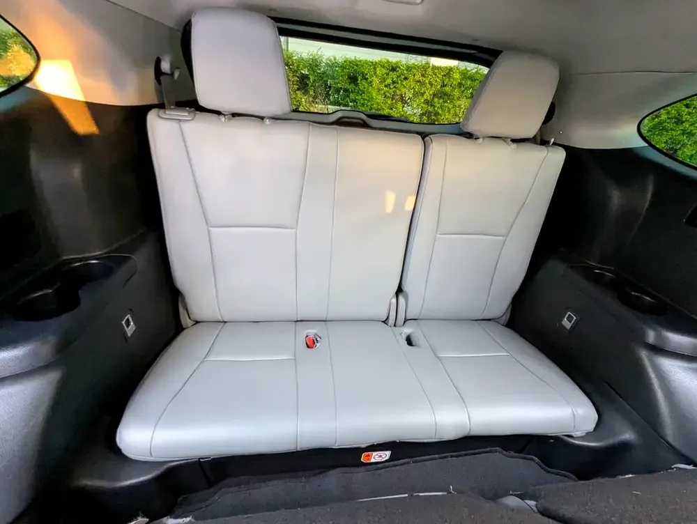 Toyota Highlander GXR 2020 - Hybrid - GCC Specs - Excellent Condition - Image 11