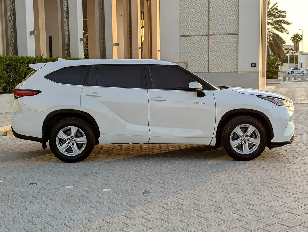 Toyota Highlander GXR 2020 - Hybrid - GCC Specs - Excellent Condition - Image 15
