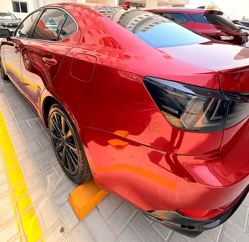 Lexus IS 250 2009 | V6 Engine | Sporty Sedan | Clean Interior - Image 4