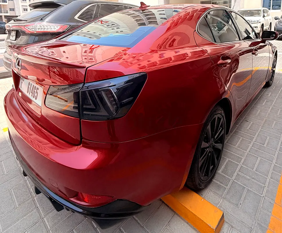 Lexus IS 250 2009 | V6 Engine | Sporty Sedan | Clean Interior - Image 5