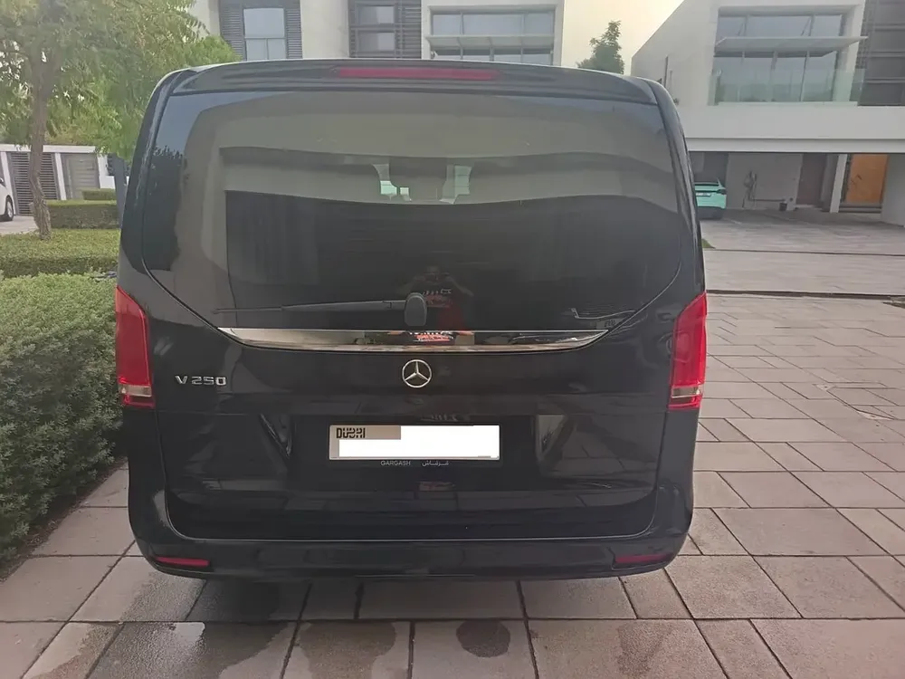 Mercedes-Benz Viano Avantgarde 2024 GCC Specs - Luxury Passenger Van - Image 4