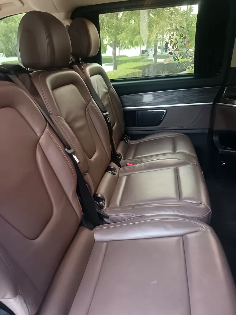 Mercedes-Benz Viano Avantgarde 2024 GCC Specs - Luxury Passenger Van - Image 7
