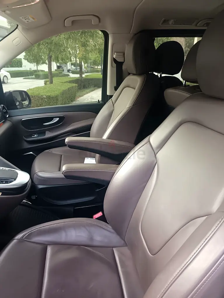 Mercedes-Benz Viano Avantgarde 2024 GCC Specs - Luxury Passenger Van - Image 9