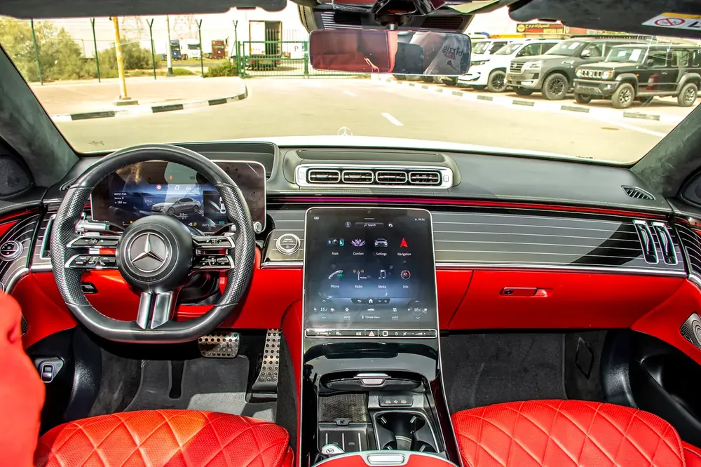 2021 - BENZ S500 4MATIC - LIKE NEW - ONLY 53,000 KM - Image 13