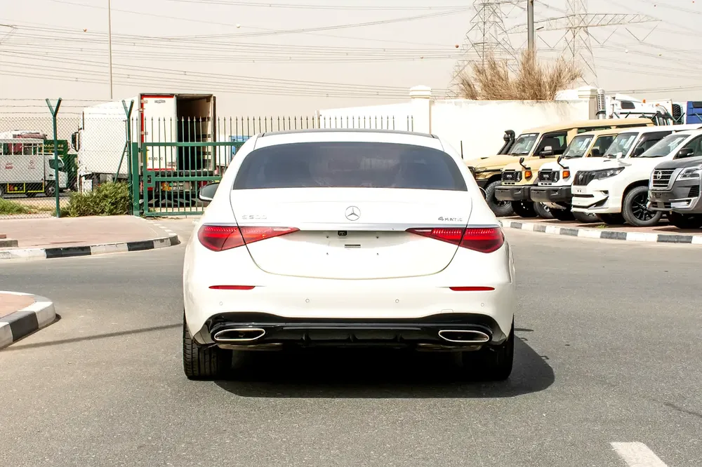 2021 - BENZ S500 4MATIC - LIKE NEW - ONLY 53,000 KM - Image 7