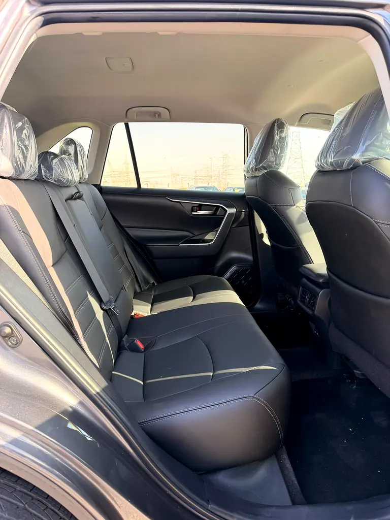 TOYOTA RAV4 2023 - FULL OPTION - V4 . 2.5 Engine - Image 15