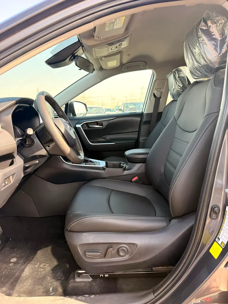 TOYOTA RAV4 2023 - FULL OPTION - V4 . 2.5 Engine - Image 9