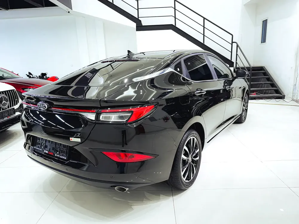 ️AED 860 // 20%DP // 2025 JAC J7 Luxury 1.5T V4 // FREE: Insurance; Registration; Tinting; Salik Tag - Image 8