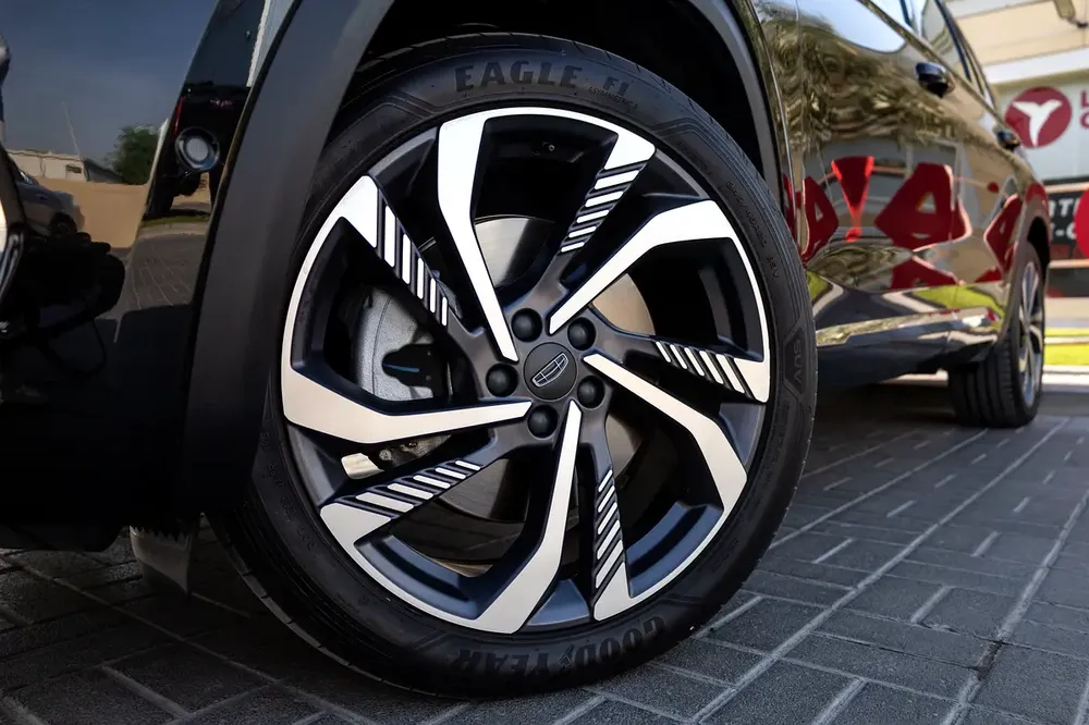 Geely Monjaro 2024 GCC | Agency Warranty | Service Contract | Flexible D.P. - Image 10