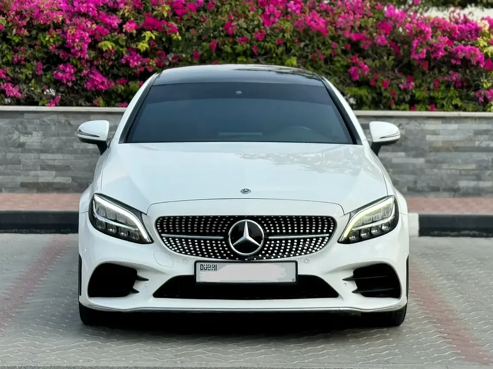 2021 Mercedes-Benz C-Class C200 Coupe | GCC Specs | Pristine Condition - Image 4