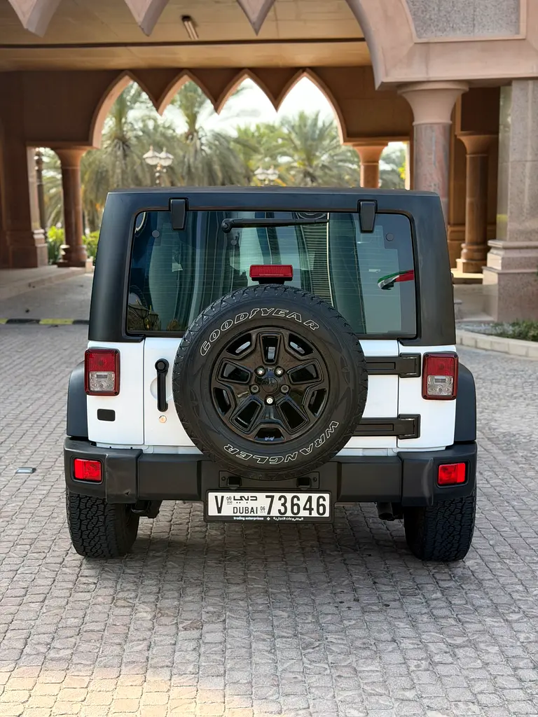 Jeep Wrangler JK Willys 2018, GCC, Well Maintained - Image 7