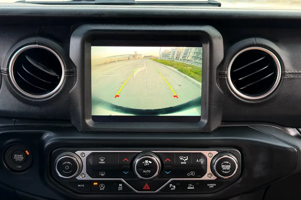 Al-Futtaim Service History / 2 Keys | Jeep Wrangler JL Sahara Unlimited 2021 GCC Specifications - Image 16