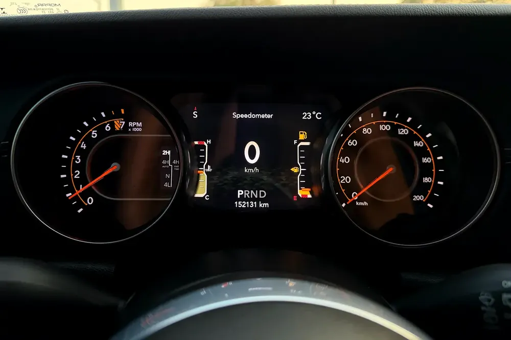 Al-Futtaim Service History / 2 Keys | Jeep Wrangler JL Sahara Unlimited 2021 GCC Specifications - Image 17