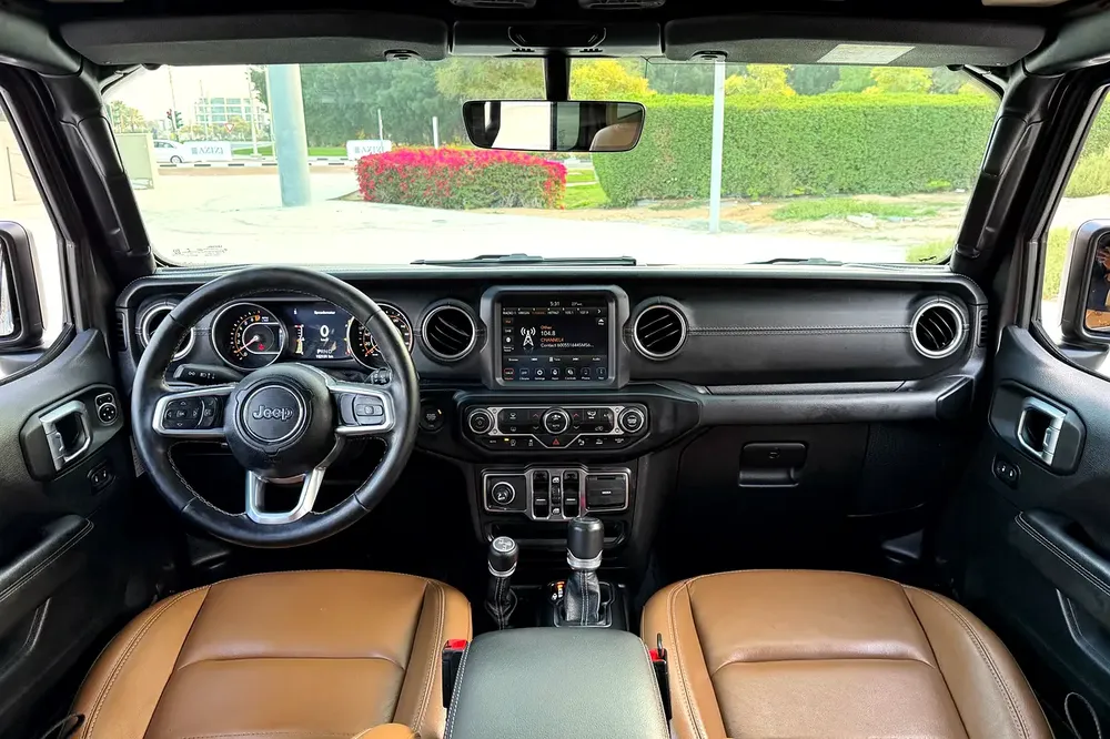 Al-Futtaim Service History / 2 Keys | Jeep Wrangler JL Sahara Unlimited 2021 GCC Specifications - Image 8