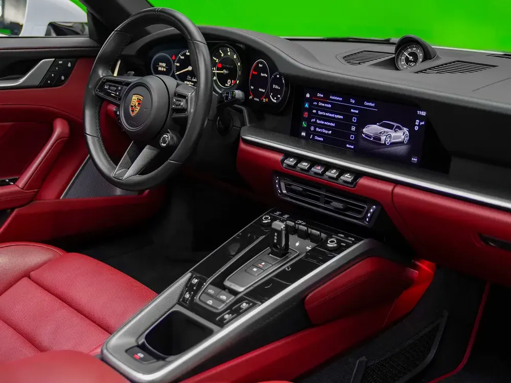SWAP YOUR CAR for Turbo S Cabrio 2023 Sport Design - Carbon Package - Lifting - Image 10