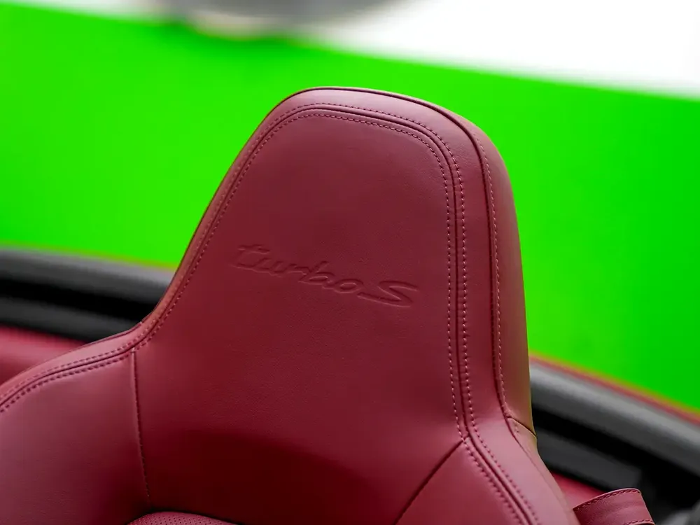 SWAP YOUR CAR for Turbo S Cabrio 2023 Sport Design - Carbon Package - Lifting - Image 14