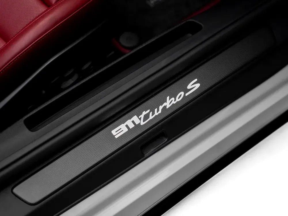 SWAP YOUR CAR for Turbo S Cabrio 2023 Sport Design - Carbon Package - Lifting - Image 18