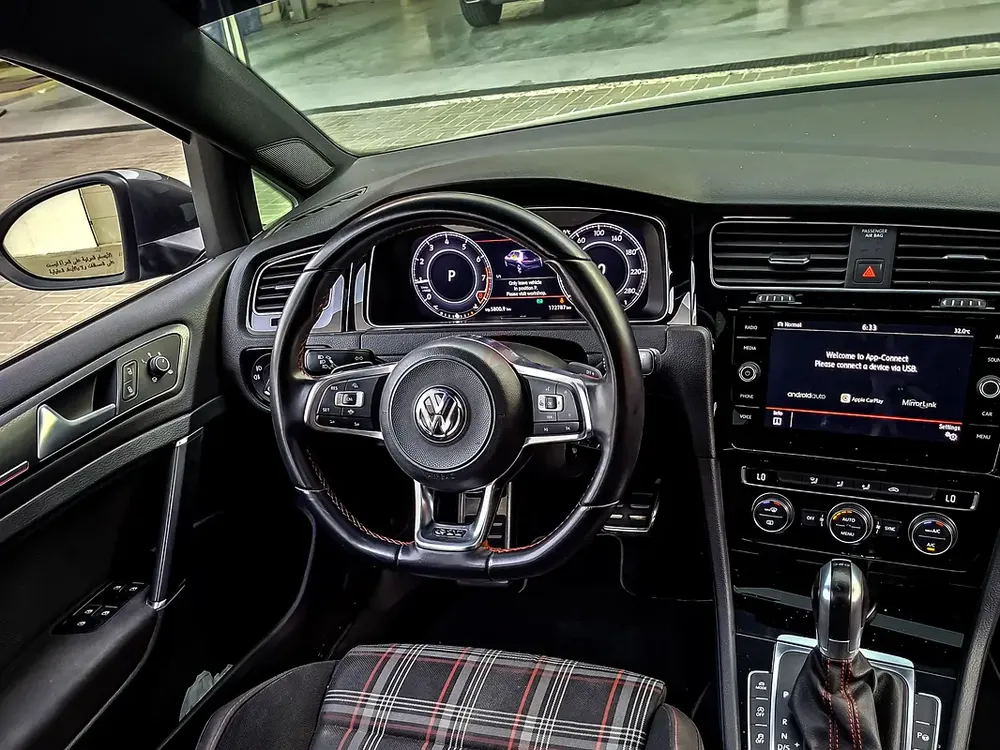 AED 684/month | 2019 Volkswagen Golf GTI | GCC Specs | Ref#467338 - Image 10
