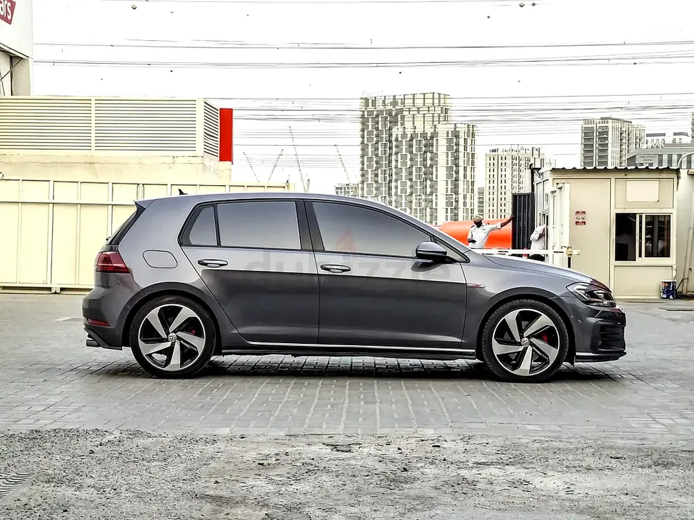 AED 684/month | 2019 Volkswagen Golf GTI | GCC Specs | Ref#467338 - Image 4