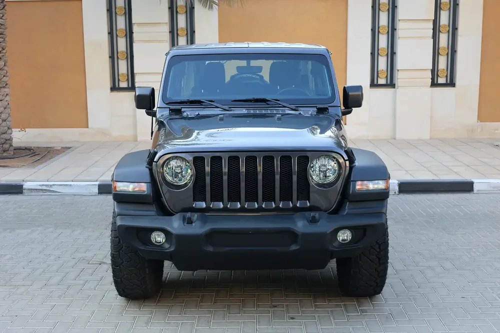 JEEP WRANGLER -unlimited sport 2018-129000KM-GCC SPECS-FULL SERVICE HISTORY-EXCELLENT CONDITION - Image 7