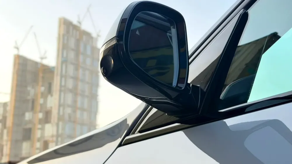 2025 BMW X7 xDrive 40i - Image 8