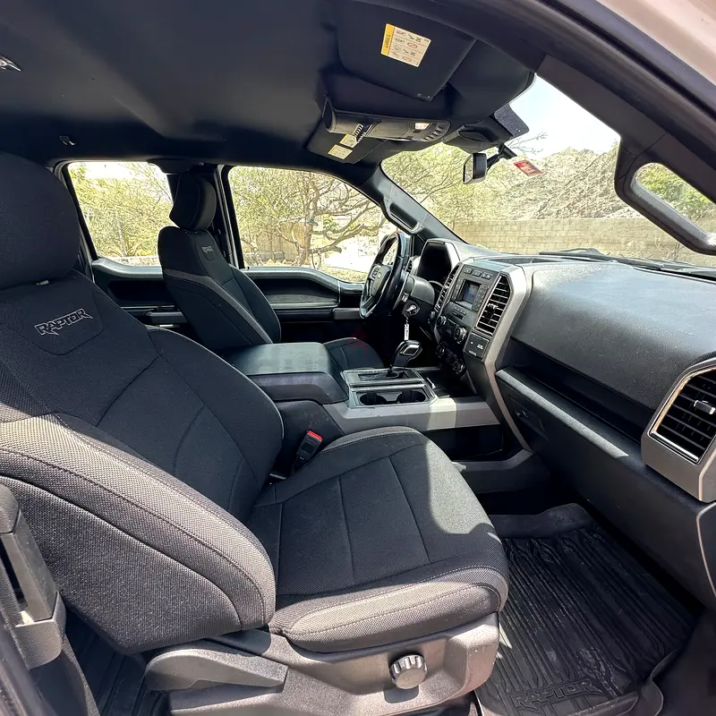 FORD F150 Raptor - Image 10