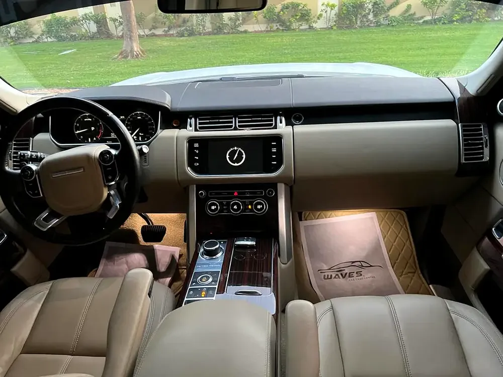 Range Rover Vogue SE 5.0 V8 2015 | GCC | Full Option | AED 83,000 - Image 6