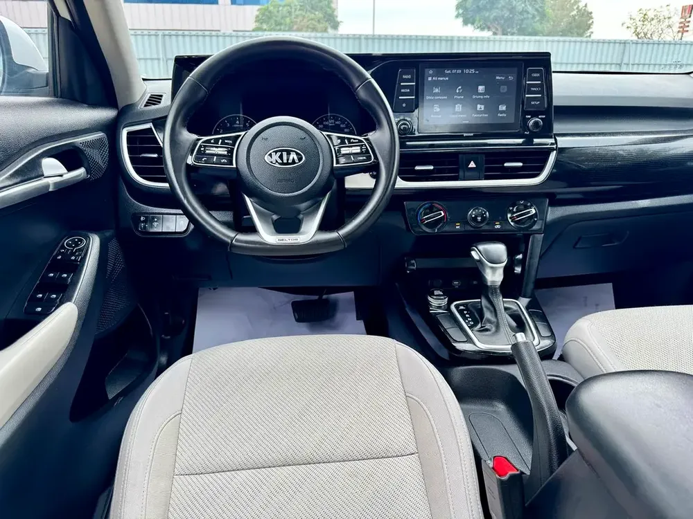 KIA SELTOS 2021 GCC FULL OPTION (806/-MONTHLY) - Image 9