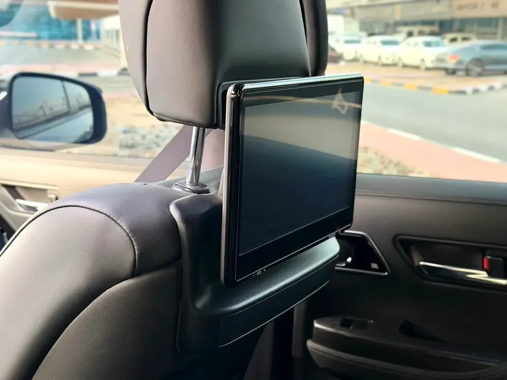 2023 Toyota Land Cruiser GR Sport - GCC Specs - Image 9