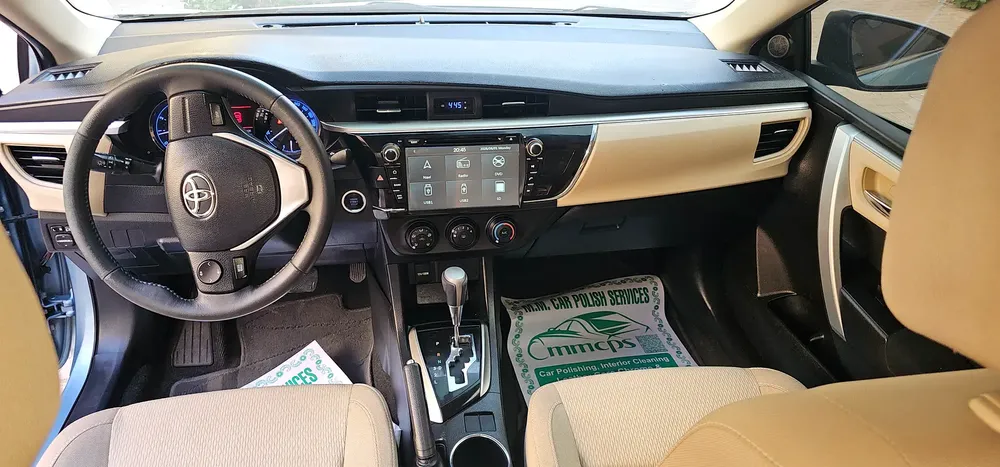 Toyota Corolla 2015 SE Plus GCC Specs - Well Maintained - Image 11