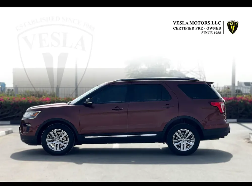UNLIMITED MILEAGE WARRANTY / 4WD + NAVIGATION + CAMERA + CRUISE CONTROL / IN HOUSE FINANCE - Image 4