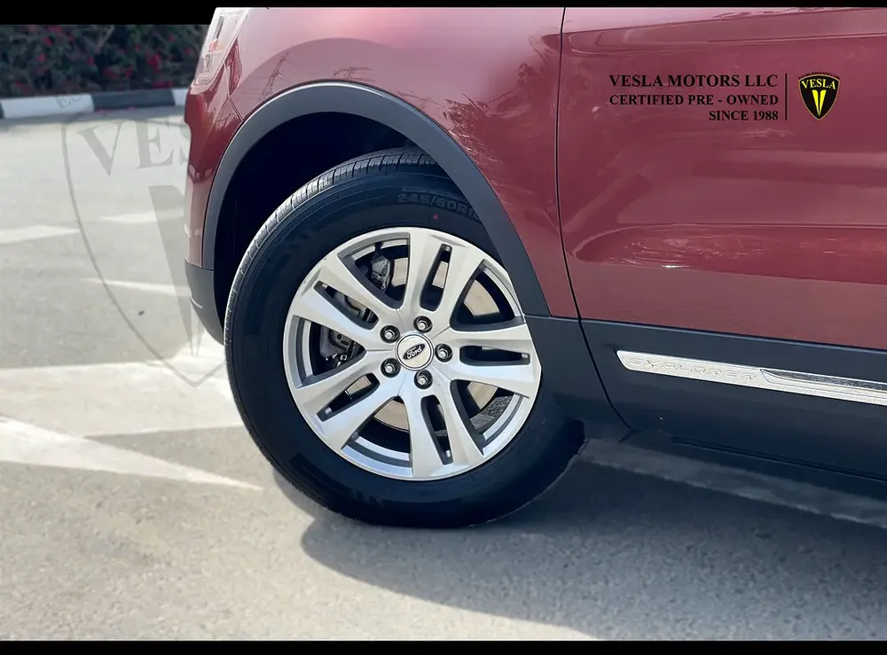 UNLIMITED MILEAGE WARRANTY / 4WD + NAVIGATION + CAMERA + CRUISE CONTROL / IN HOUSE FINANCE - Image 6