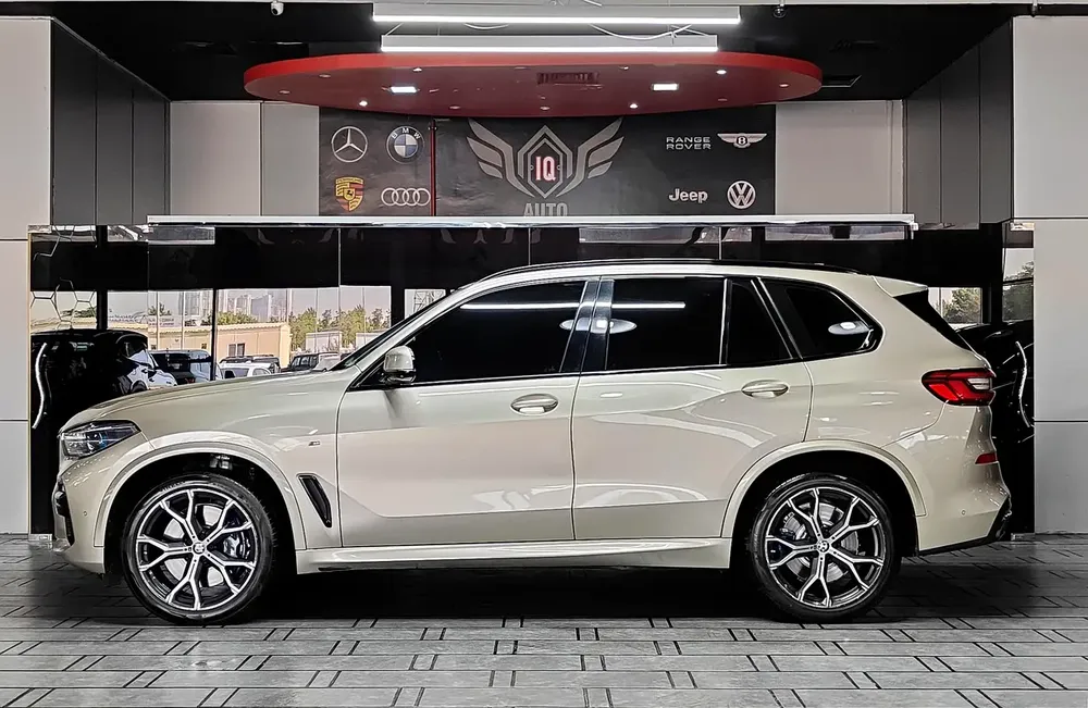 AED 1,680 P.M | 2019 BMW X5 xDrive40i M Sport | Under Warranty and BMW Service Contract | GCC | - Image 6