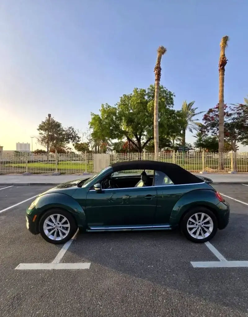 2017 Volkswagen beetle convertible turbo s - Image 12
